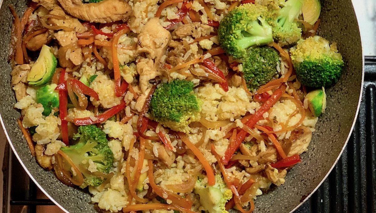 Easy Peasy Chicken Stir Fry with Lemon Squeezy