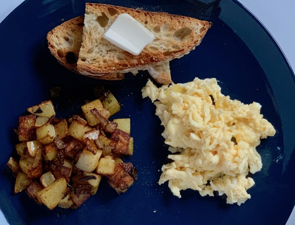 Egg breakfast with potatoes