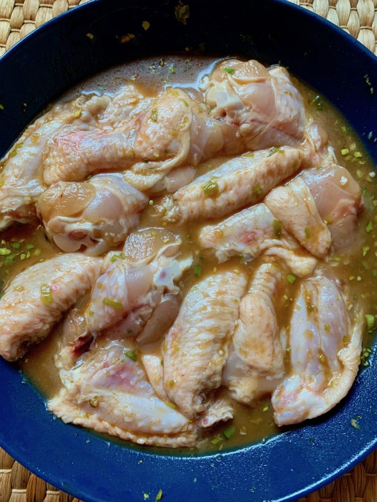 Marinating chicken wings