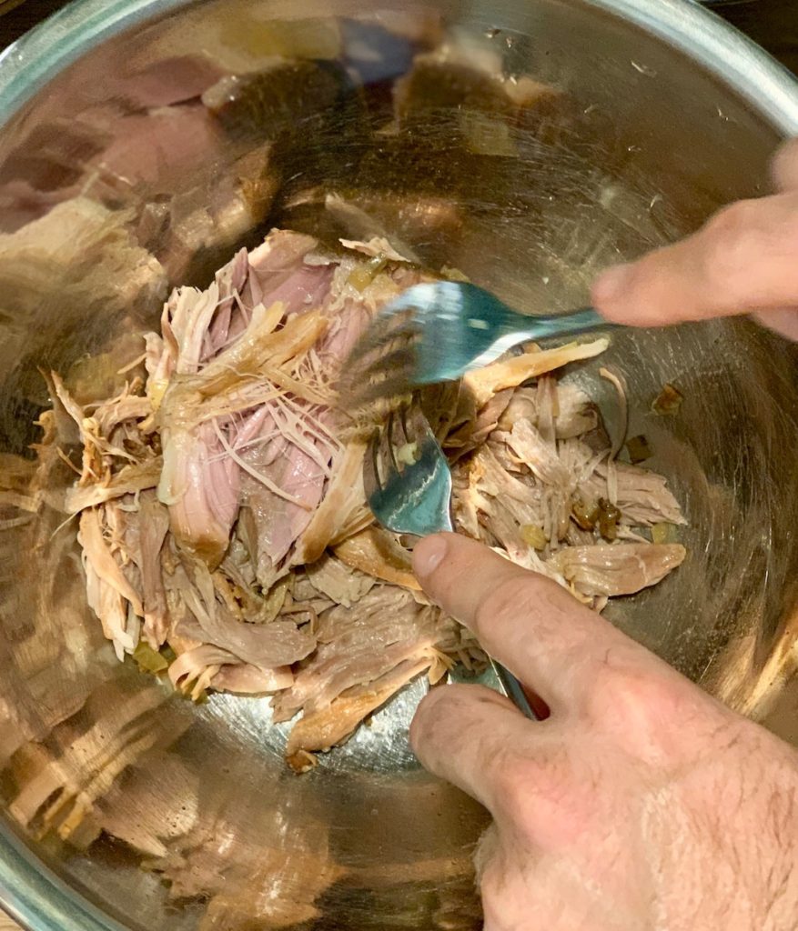How to shred pulled pork