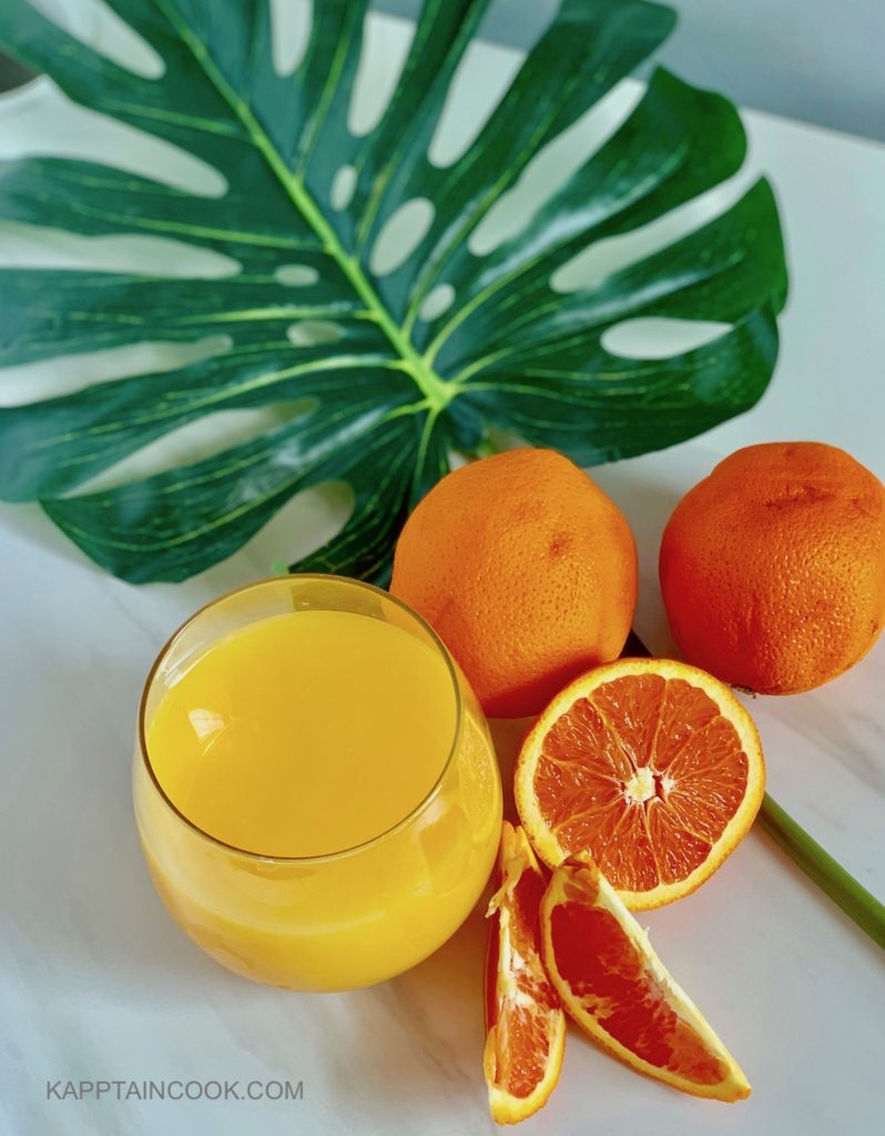 Use up orange before they go bad with this quick tutorial on how to make fresh oj
